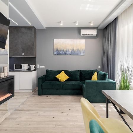 Royal Apartment On Balabana Street Lviv Exterior foto