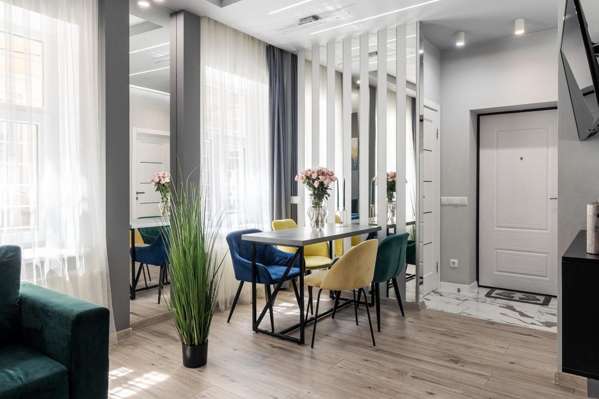 Royal Apartment On Balabana Street Lviv Exterior foto